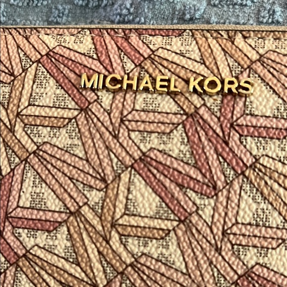 Michael Kors Geometric Brown and Gold Wallet - Picture 2 of 9